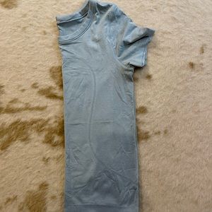 Lululemon Swiftly Tech Short Sleeve Shirt